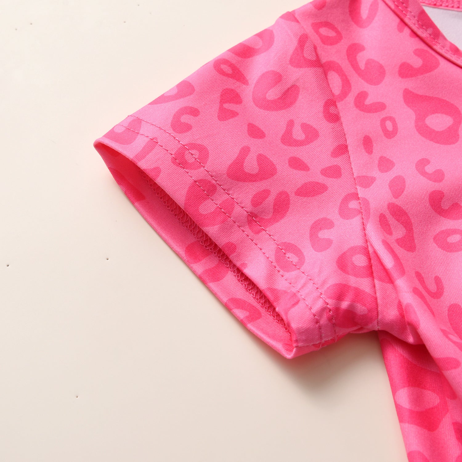 Wholesale Cotton Valentine's Day Kids Set Leopard Print Flare Pants Two Piece Set