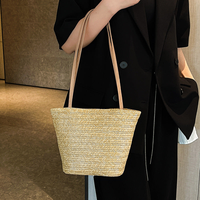 Wholesale High Capacity One Shoulder Handheld Straw Woven Bag