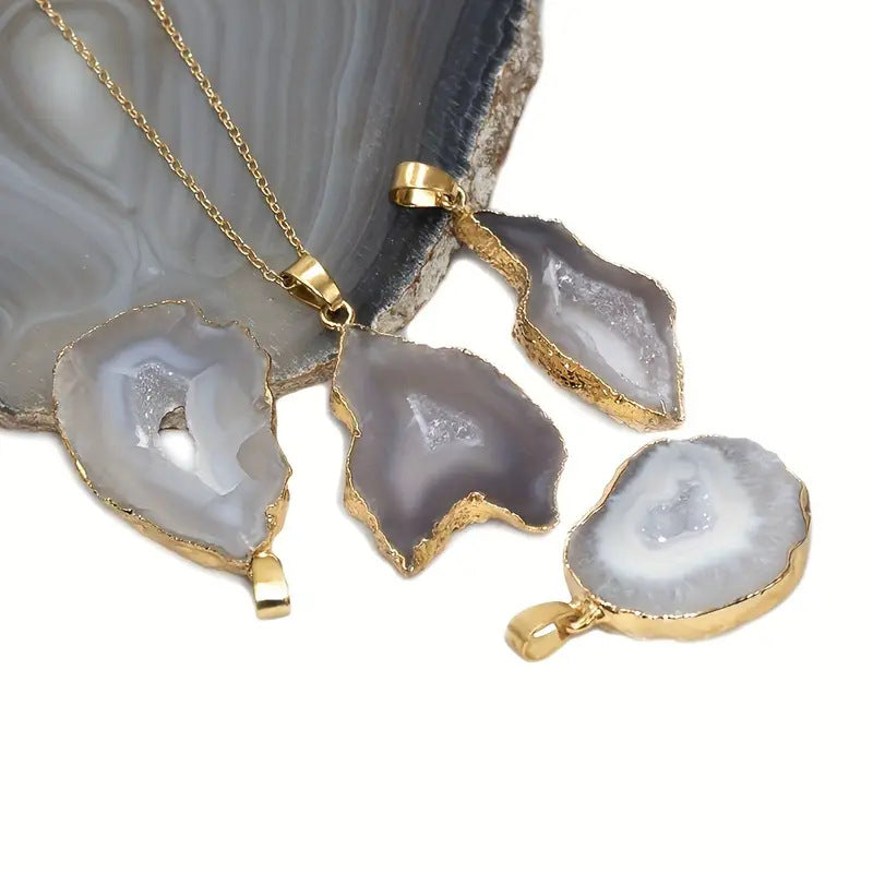 Wholesale Natural stone agate sliced gilded pendant necklace