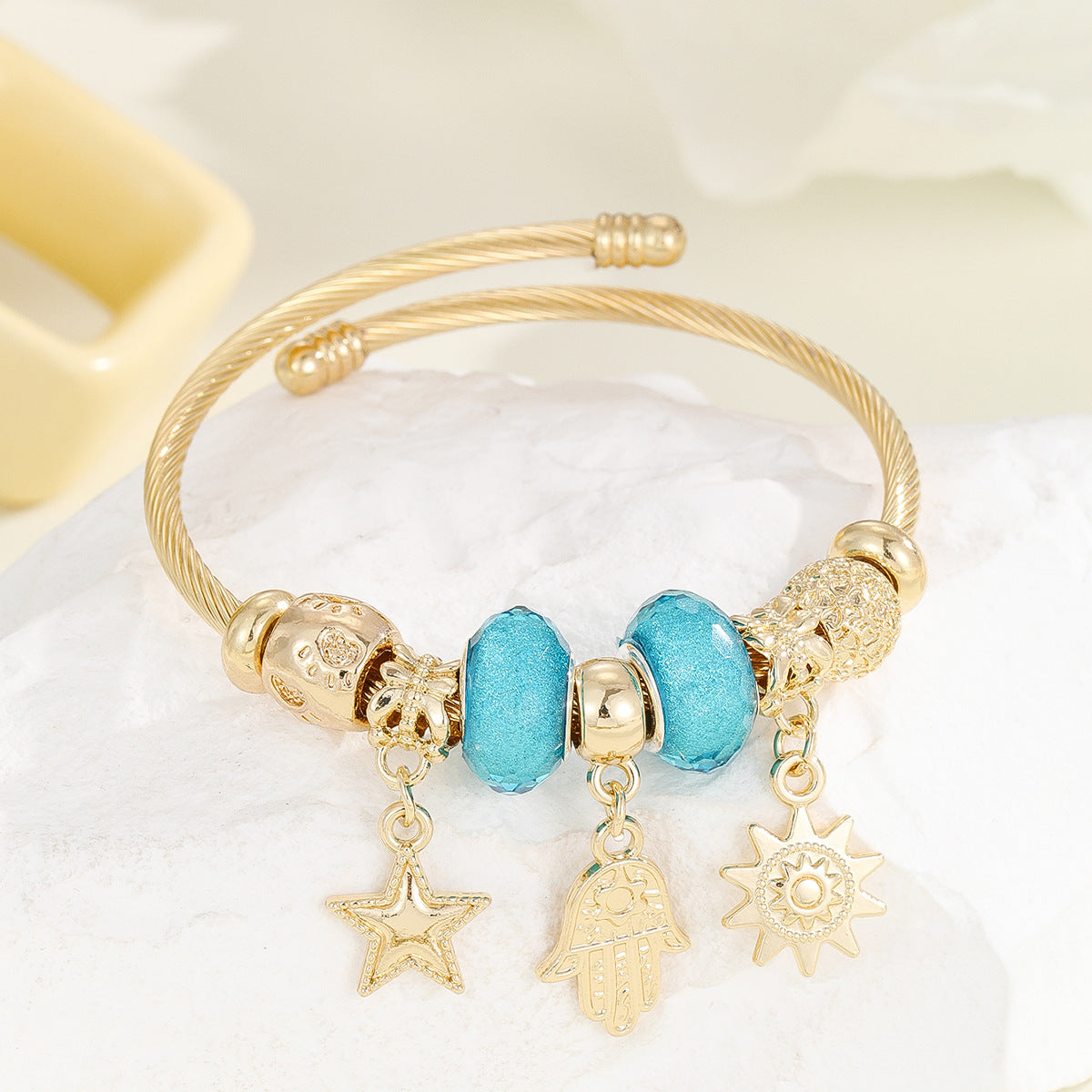 Wholesale Golden Heart Diamond Set Key Adjustable Stainless Steel Bracelets