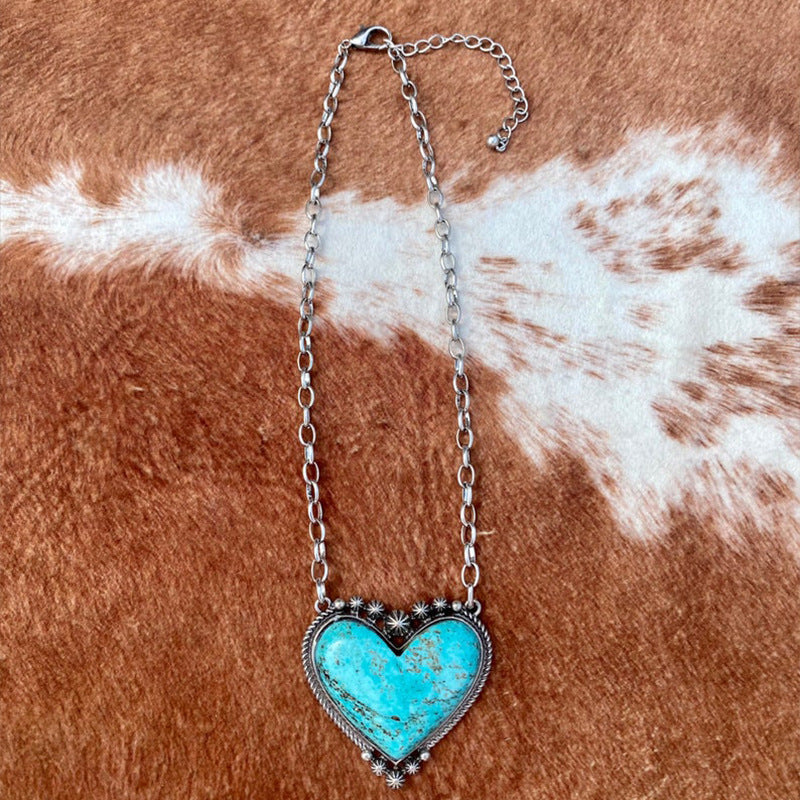 Wholesale Western style peach heart turquoise exaggerated big heart clavicle necklace