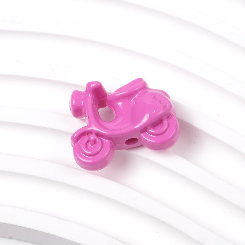 Wholesale of 100PCS/PACK Cartoon Small Motorcycle Perforated Paint Motorcycle Resin Beads