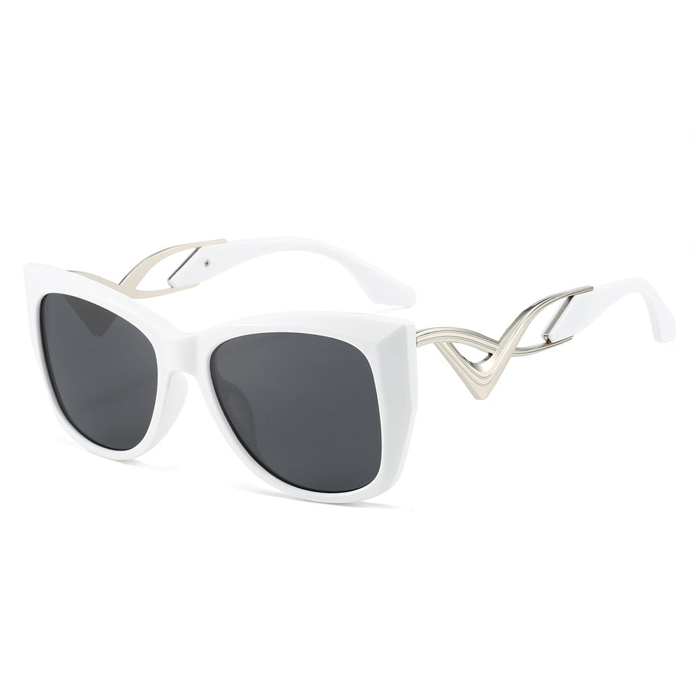 Wholesale flowing cat eye personality curve fashion sunglasses