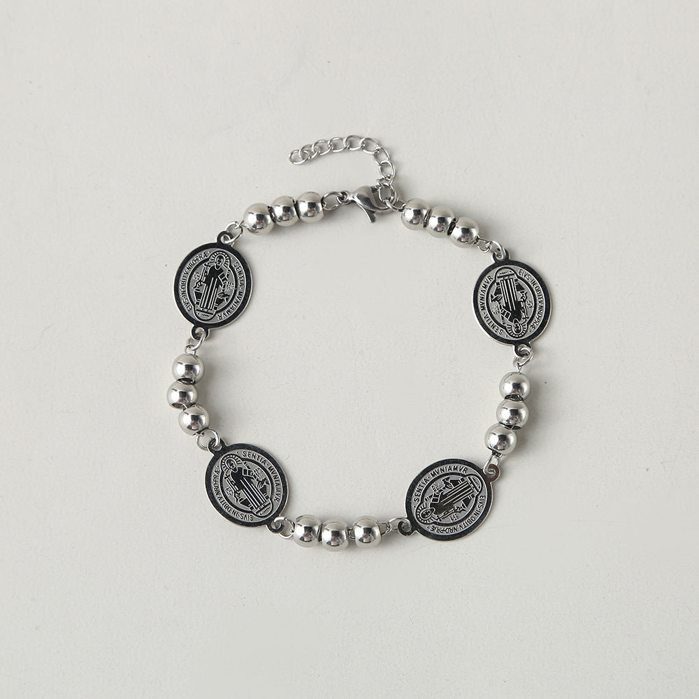 Wholesale gold and silver stainless steel exquisite bracelet jewelry fashion retro style relief figure titanium steel high-grade bracelet