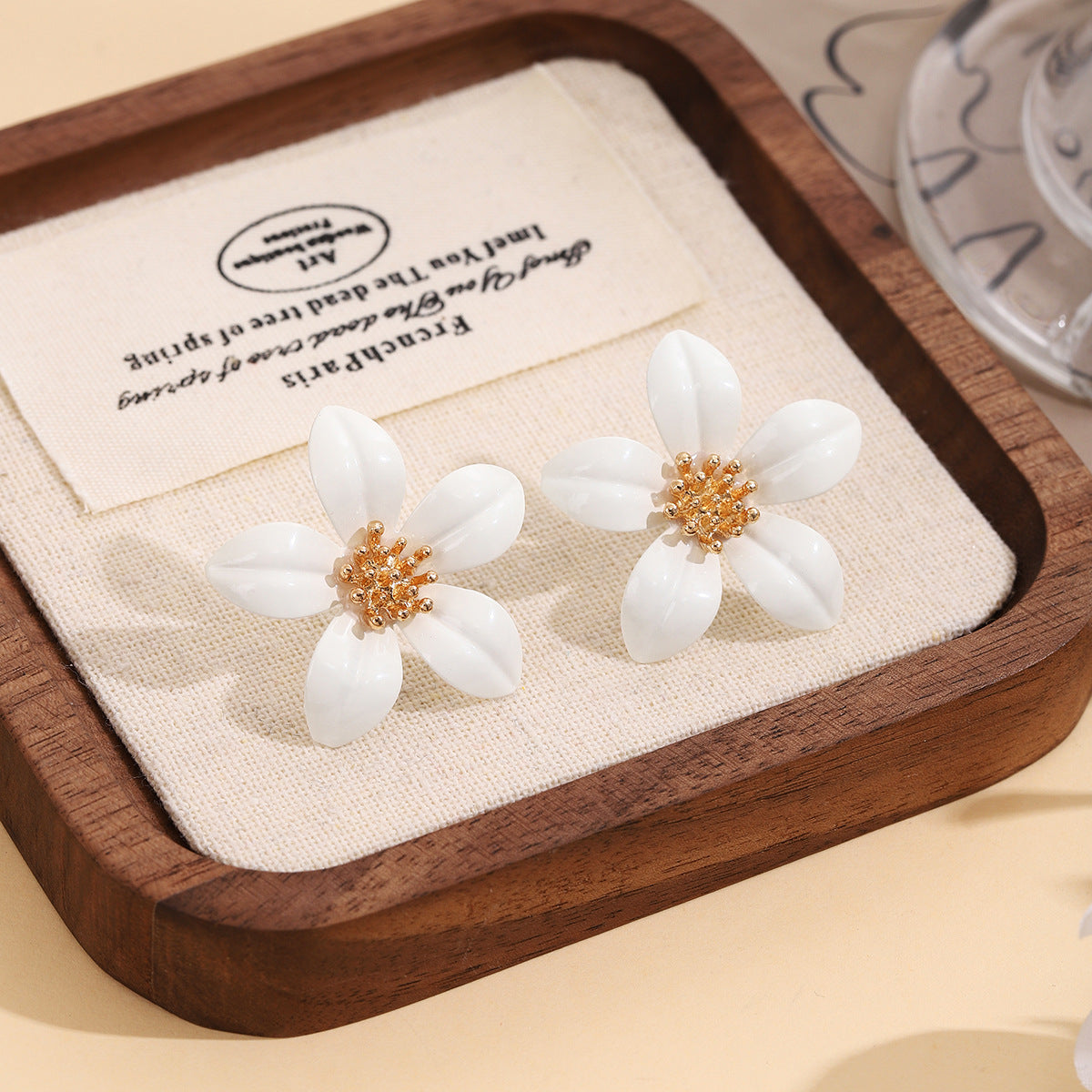 Wholesale Silver Needle Earrings Metal Spray Paint Five-leaf Flower Earrings