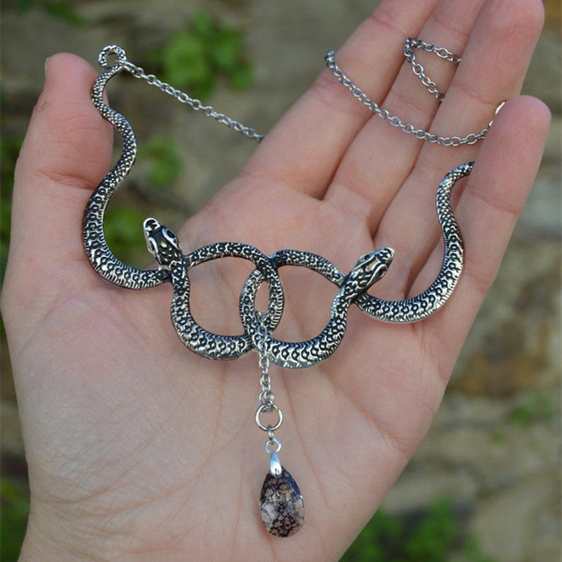 Wholesale Twin Snakes Medusa Alloy Necklaces