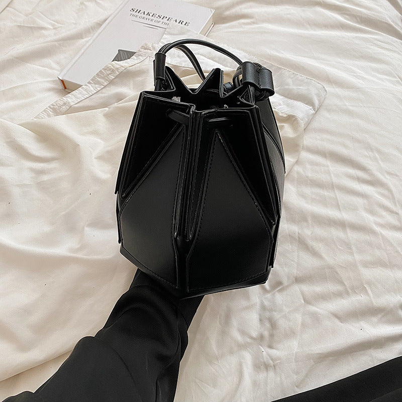 Wholesale Single Shoulder Crossbody Bag Large Capacity Pleated Drawstring Bag