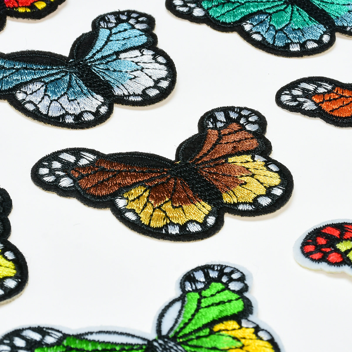 Wholesale Cartoon Butterfly Embroidered Felt Patch Set DIY Sewing Craft Supply For Towel Home Decor