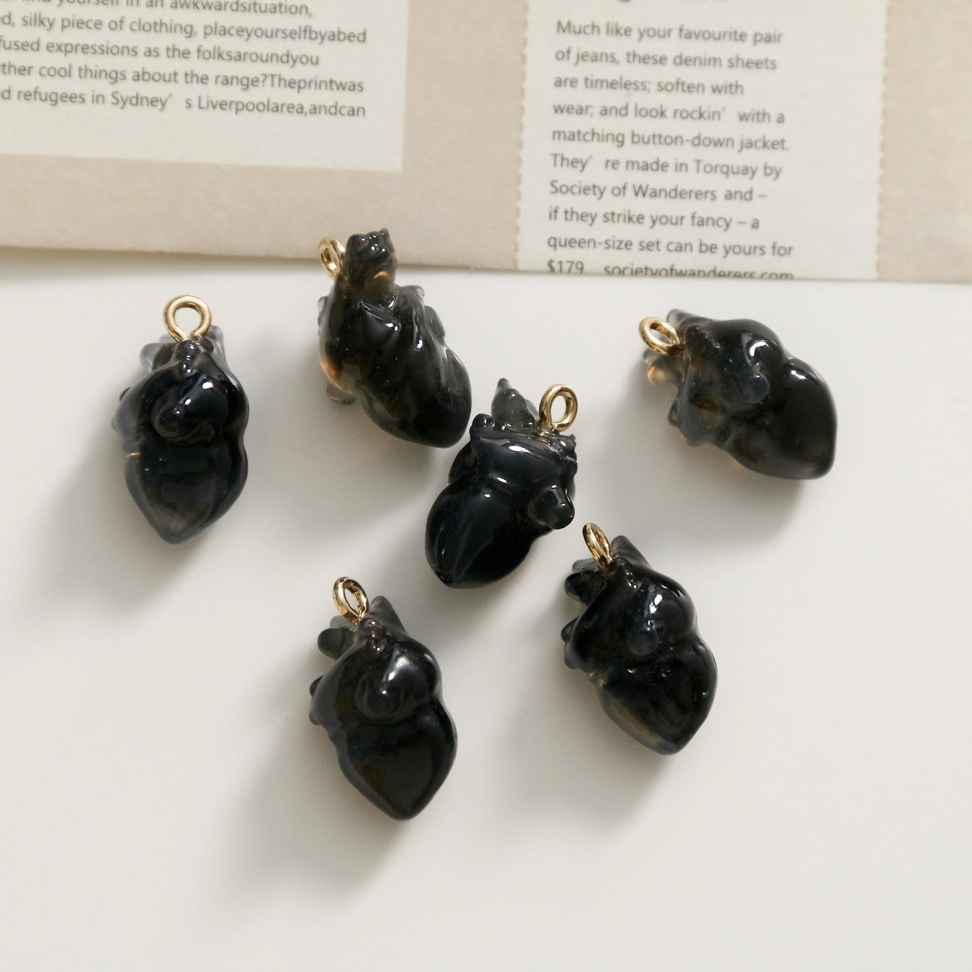 Wholesale Three-dimensional Clear Small Heart Pendant Bracelet Material OLY-CS-LiLuo001