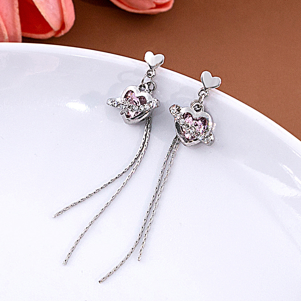 Wholesale Diamond Chain Tassel Heart-shaped Alloy Earrings