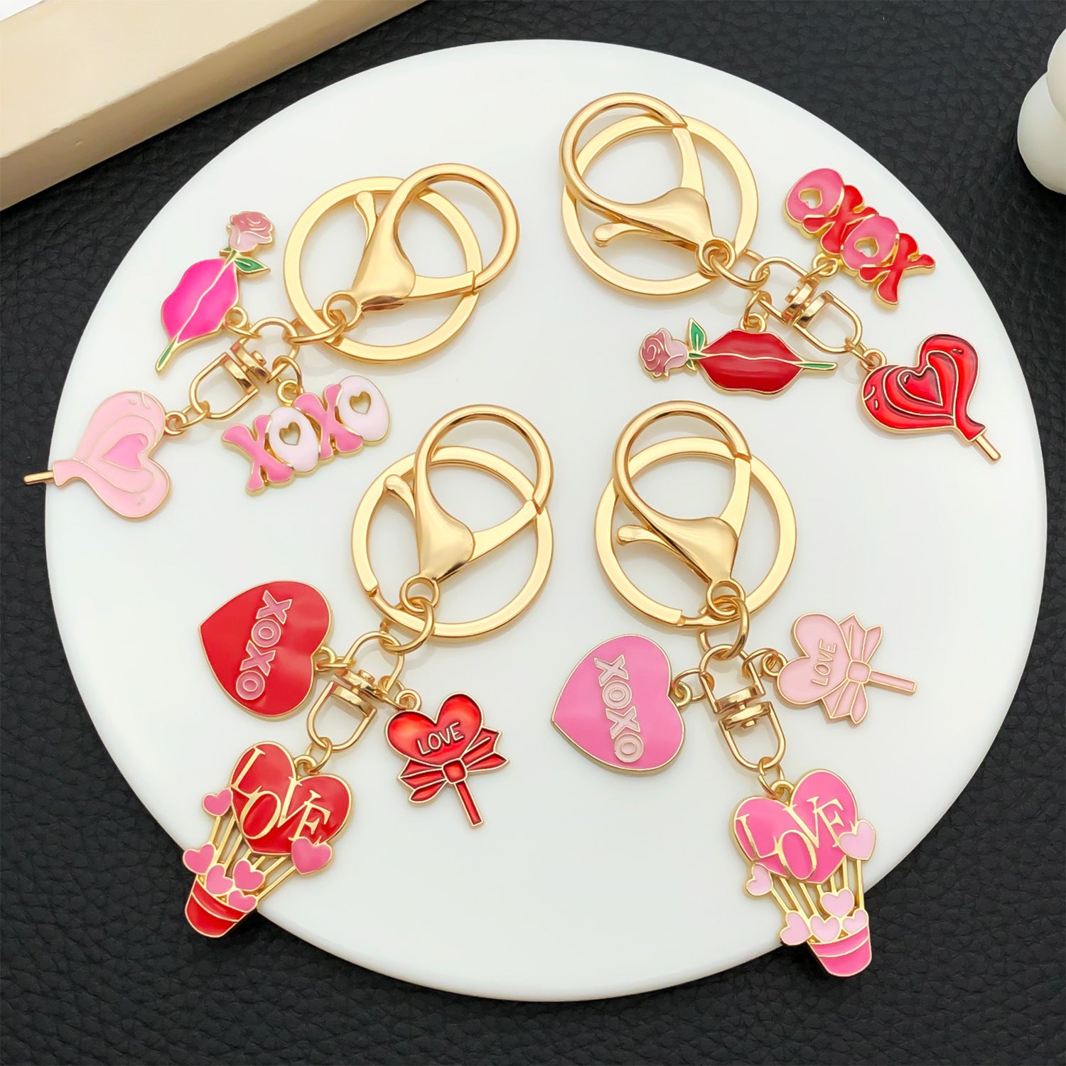 Wholesale Valentine' s Day LOVE Love Candy Rose  Metal Keychain