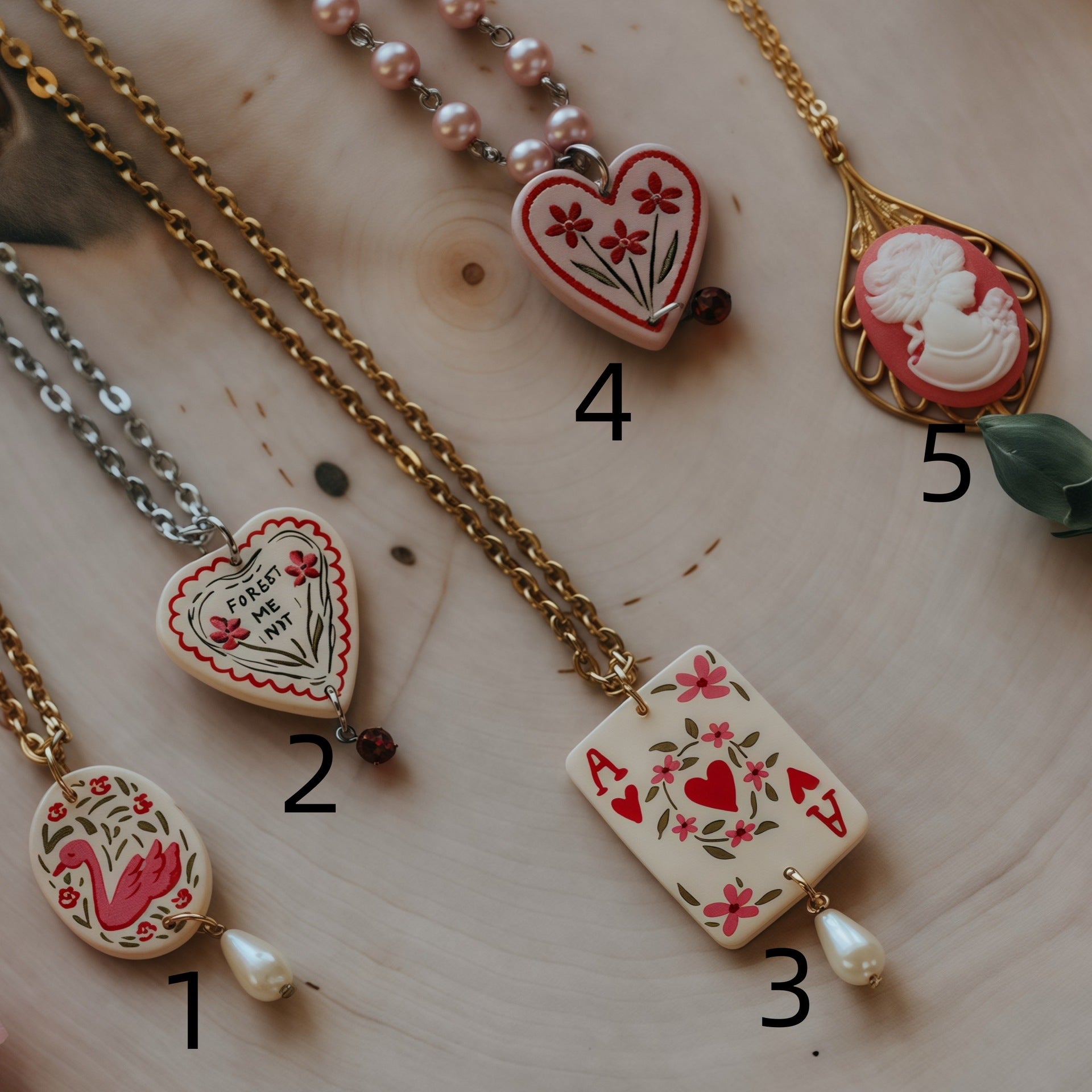 Wholesale  Retro Oil Painting Style Heart Print Pendant Copper  Necklace