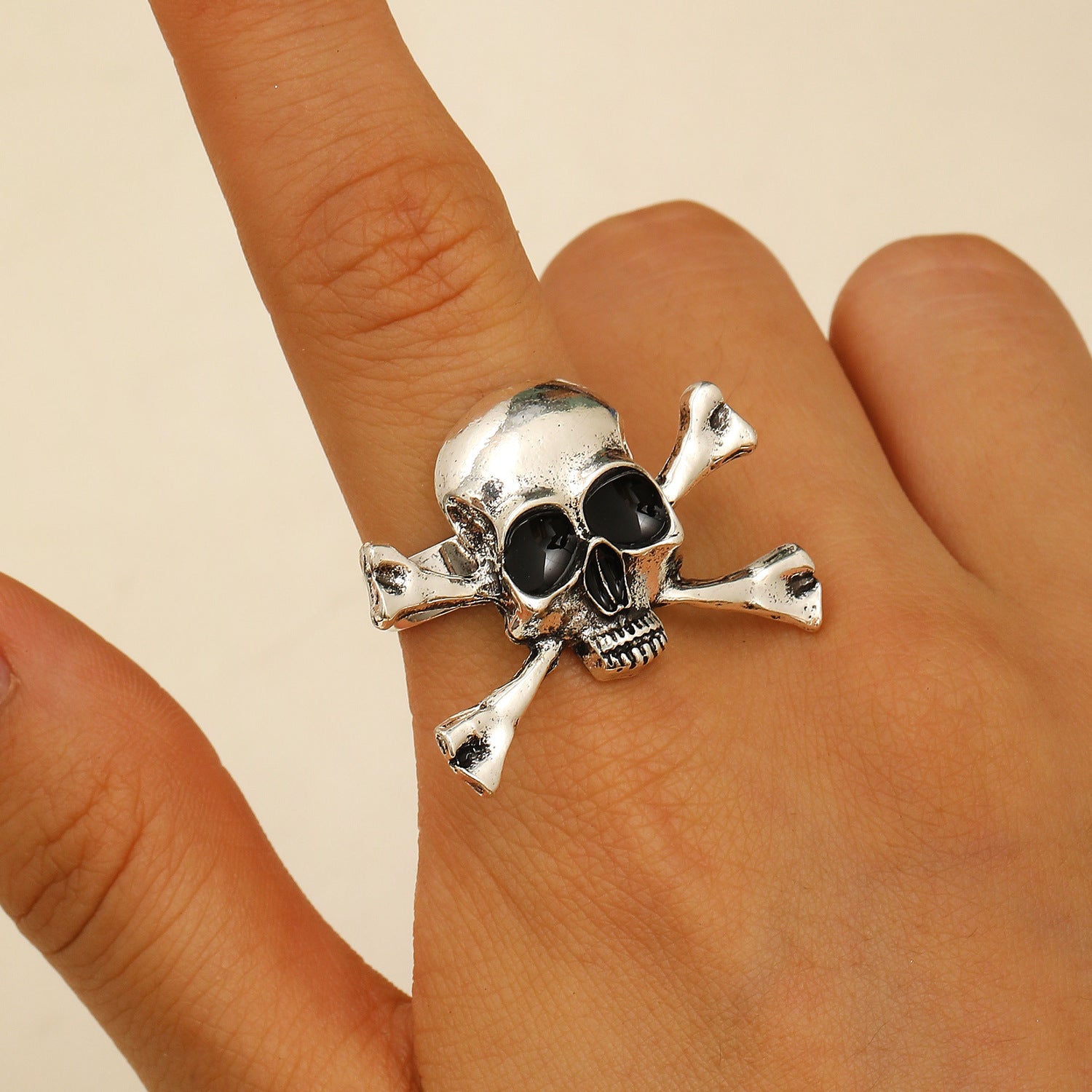 Wholesale Gothic Skull Pirate Adjustable Ring Zinc Alloy Antique Silver Finish Unisex  Jewelry Boutique Resale