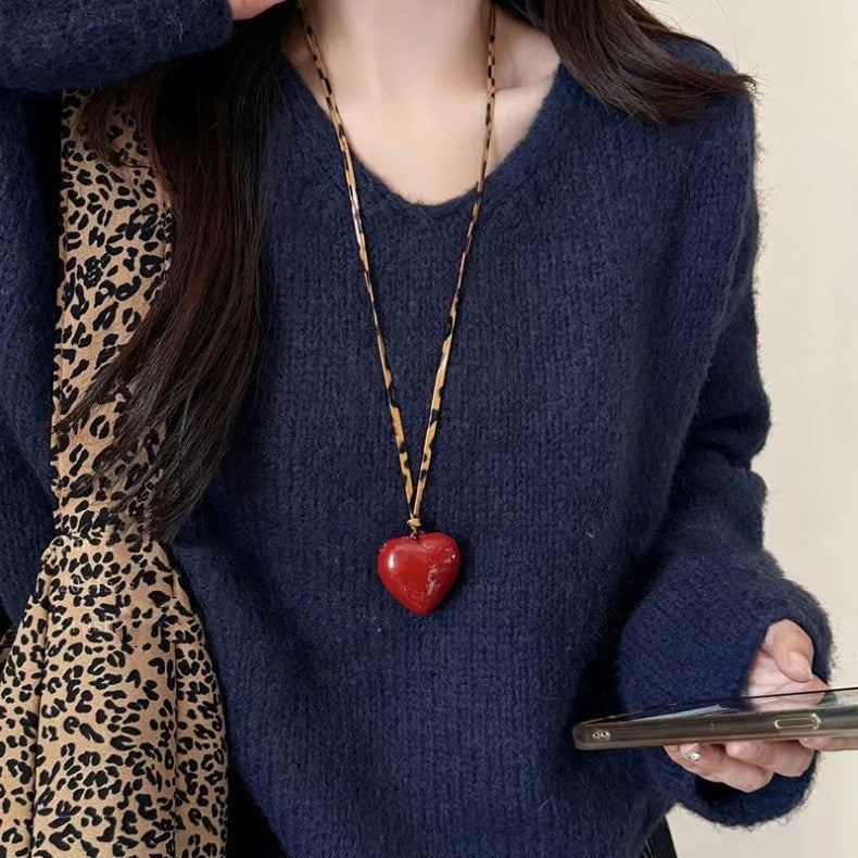 Wholesale Red hollow flower heart-shaped necklace