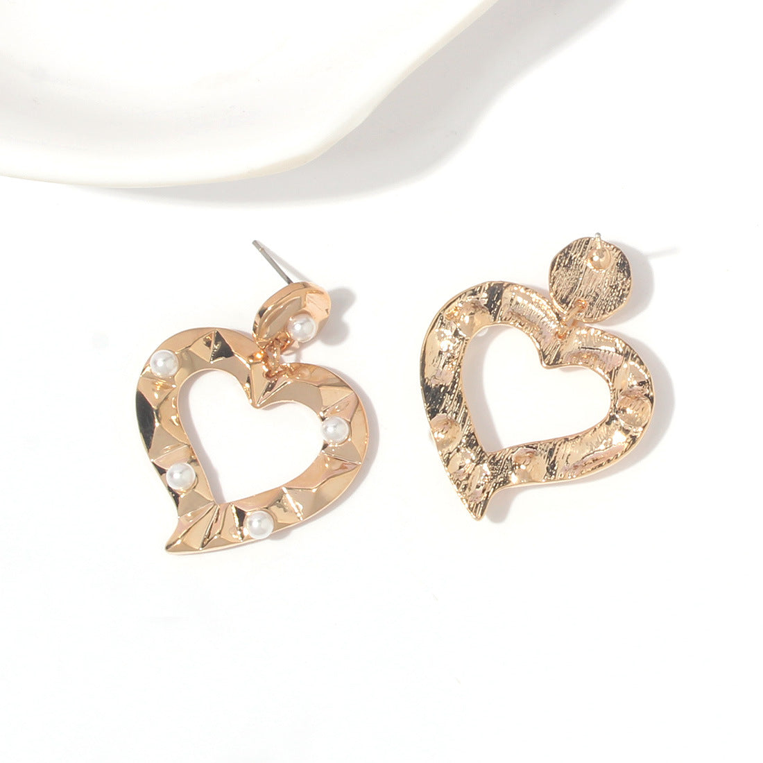 Wholesale Love Alloy Exaggerated Pearl Earrings and Earrings