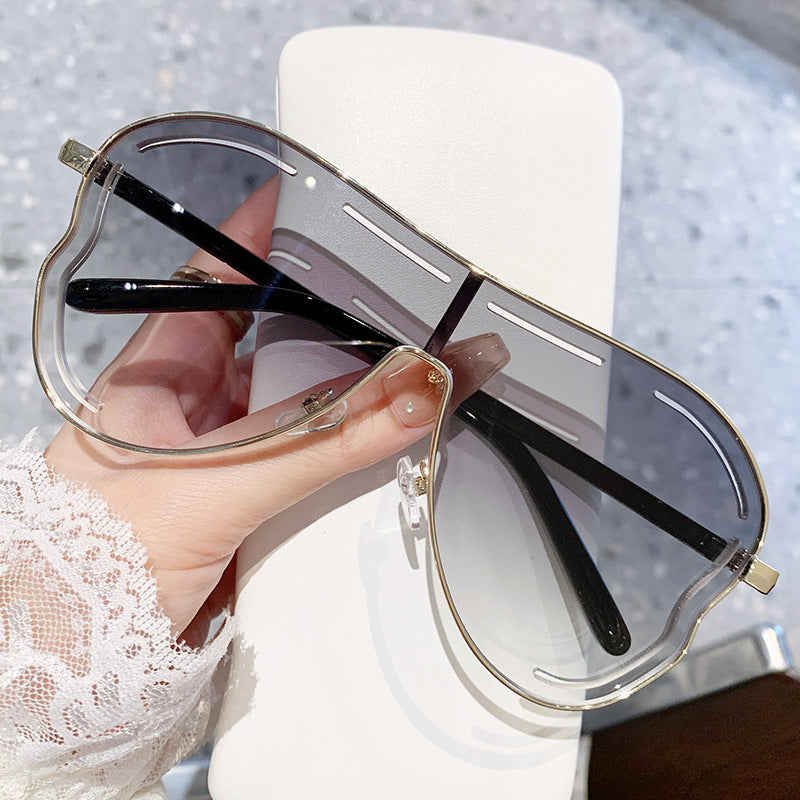 Wholesale big frame sunglasses party sunglasses one-body lenses hollow sunglasses