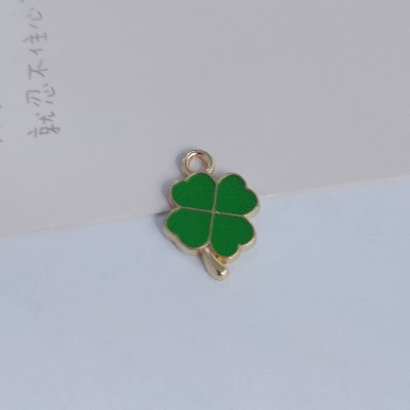 Wholesale Lucky Four-leaf Clover Oil Dropping Alloy Charms