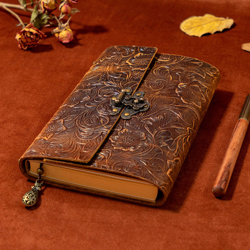 Wholesale Vintage Carved Cowhide Thickened Leather Notebook