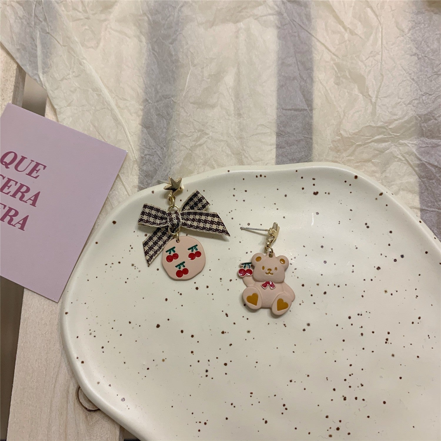 Wholesale 3D Rabbit Pink Peach Heart Alloy Earrings