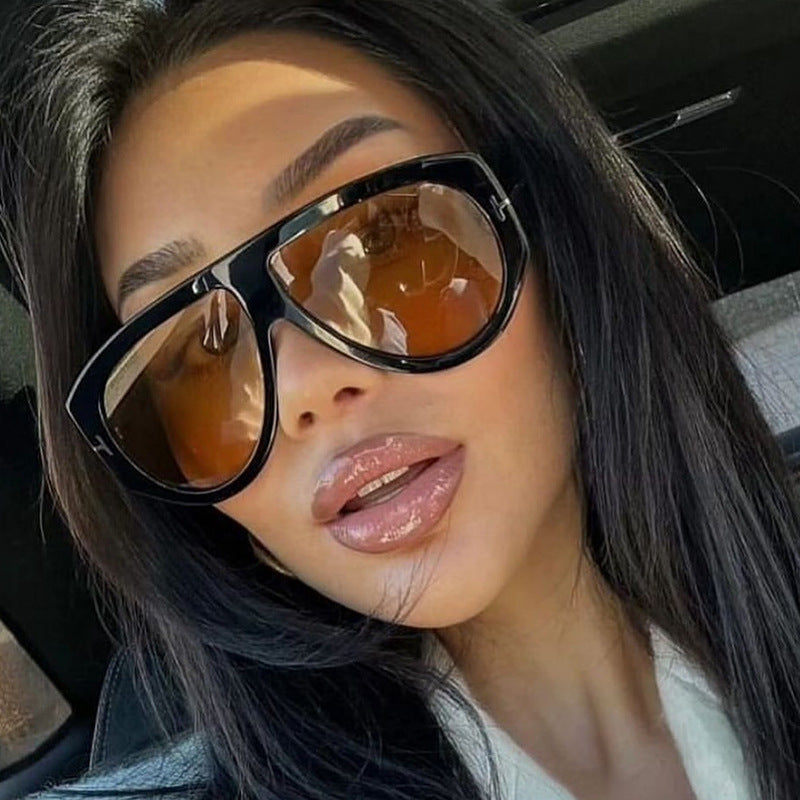 Wholesale Large frame T-shirt with thick frame sunglasses