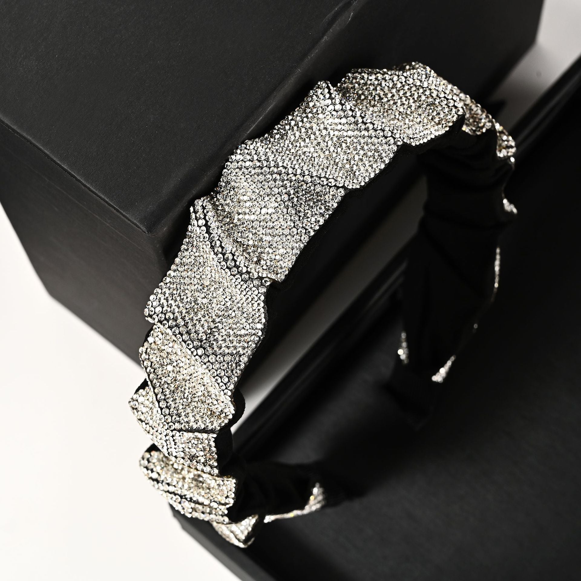 Wholesale Colorful Pleated Full Diamond Sparkling and Dazzling Personality High-end Wide Edge Headband