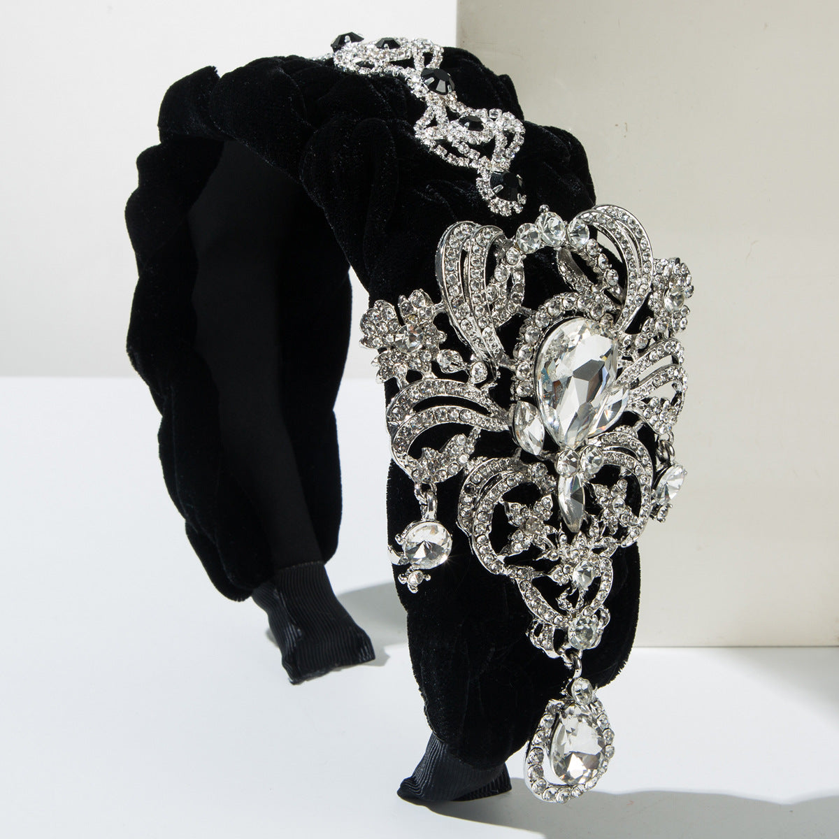 Wholesale Heavy Process Flannelette Knitting Fried Dough Twists Knot Hoop