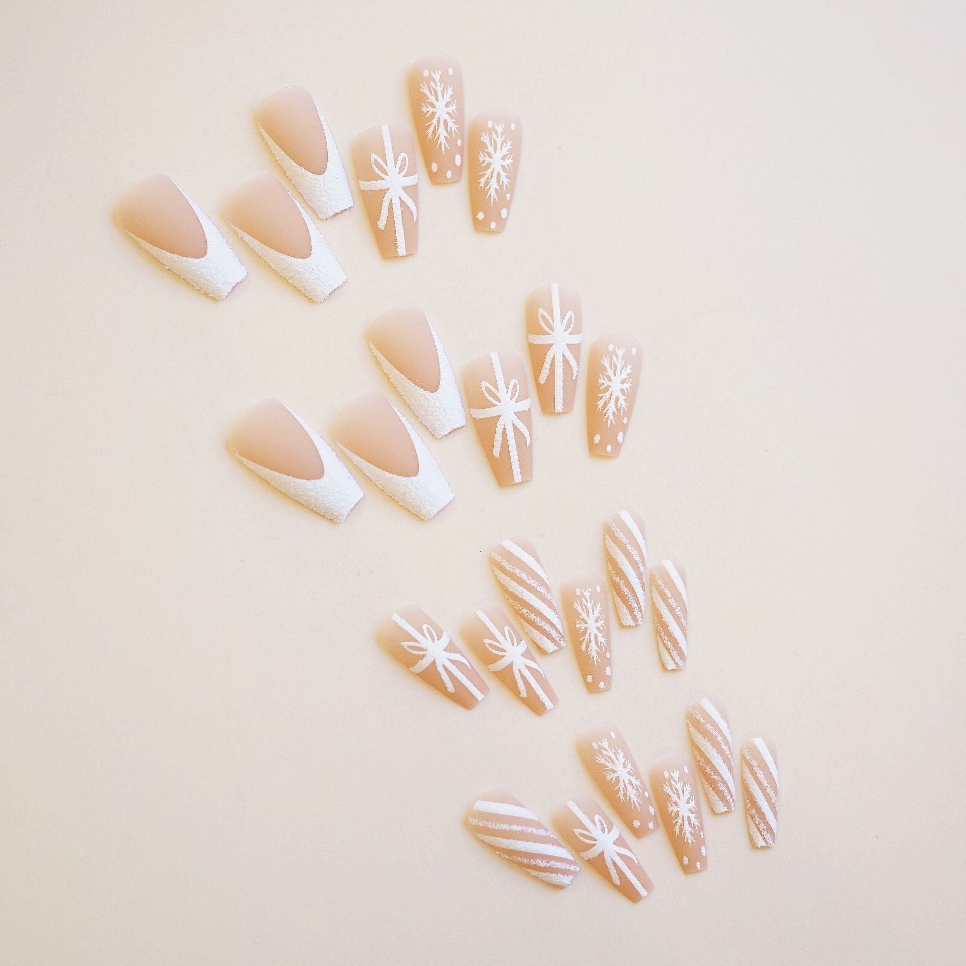 Wholesale First snow Christmas snowflakes wearing armor