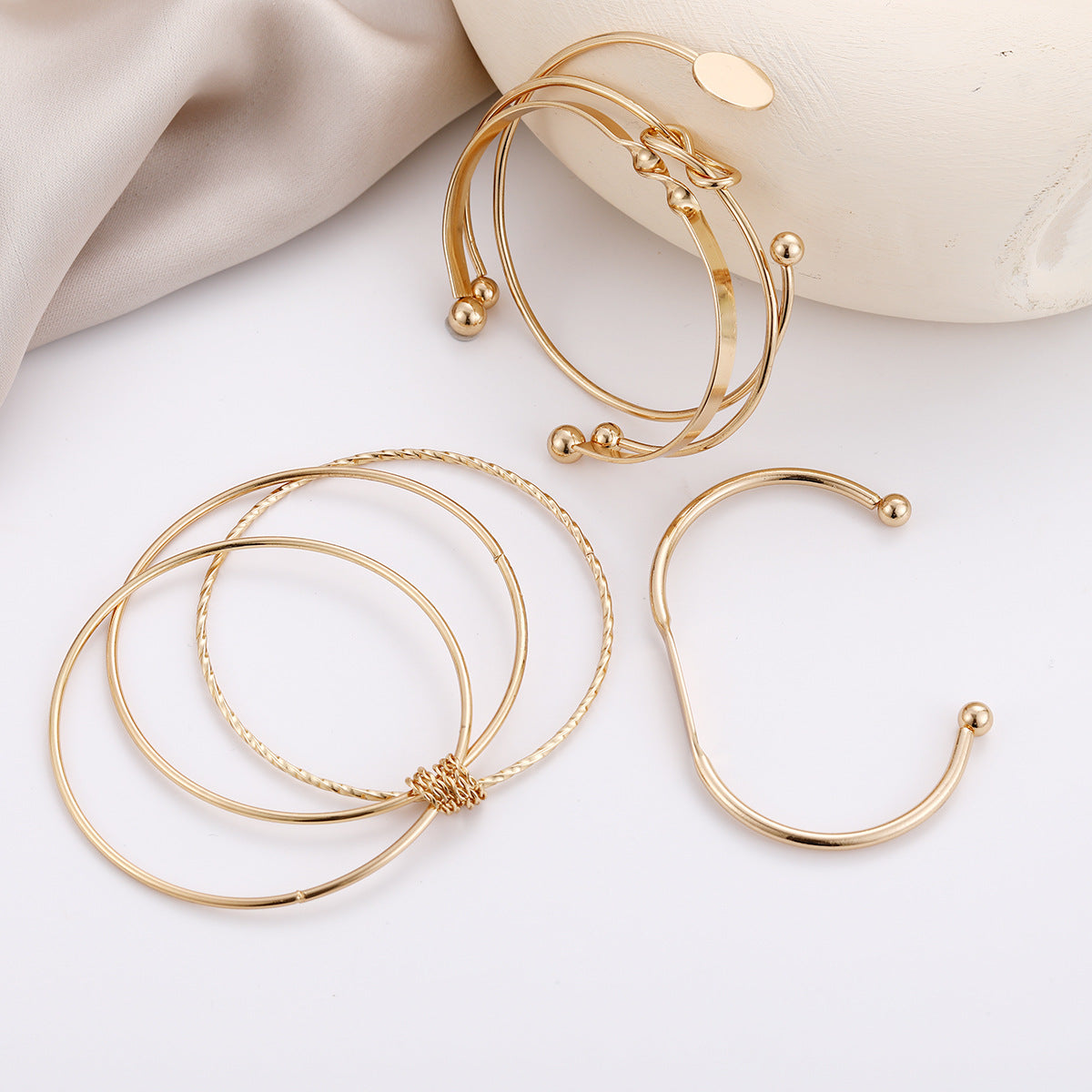 Wholesale Creative geometric smooth open knot bracelet 5-piece set