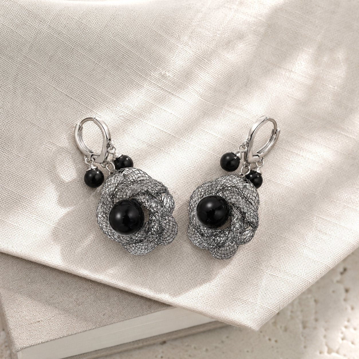 Wholesale Stylish Flower Earrings Alloy Electroplated French Chic Design Trendy Jewelry Accessory For Boutique Resale