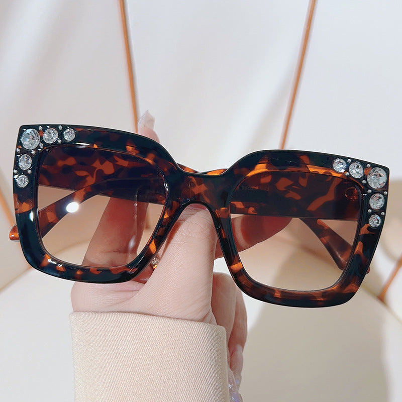 Wholesale Square Diamond Studded Fashion Sunglasses