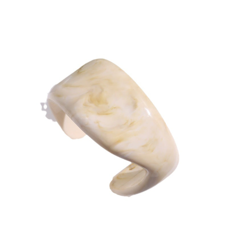 Wholesale Special-Shaped Color Acrylic Bracelet Irregular Geometric Transparent Resin Bracelet