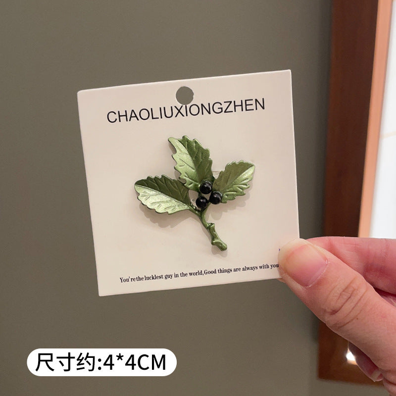 Wholesale Alloy Electroplated Green Pearl Leaf Brooch Pin Chic Floral Corsage Fashion Accessory For Women Boutique Resale Gift