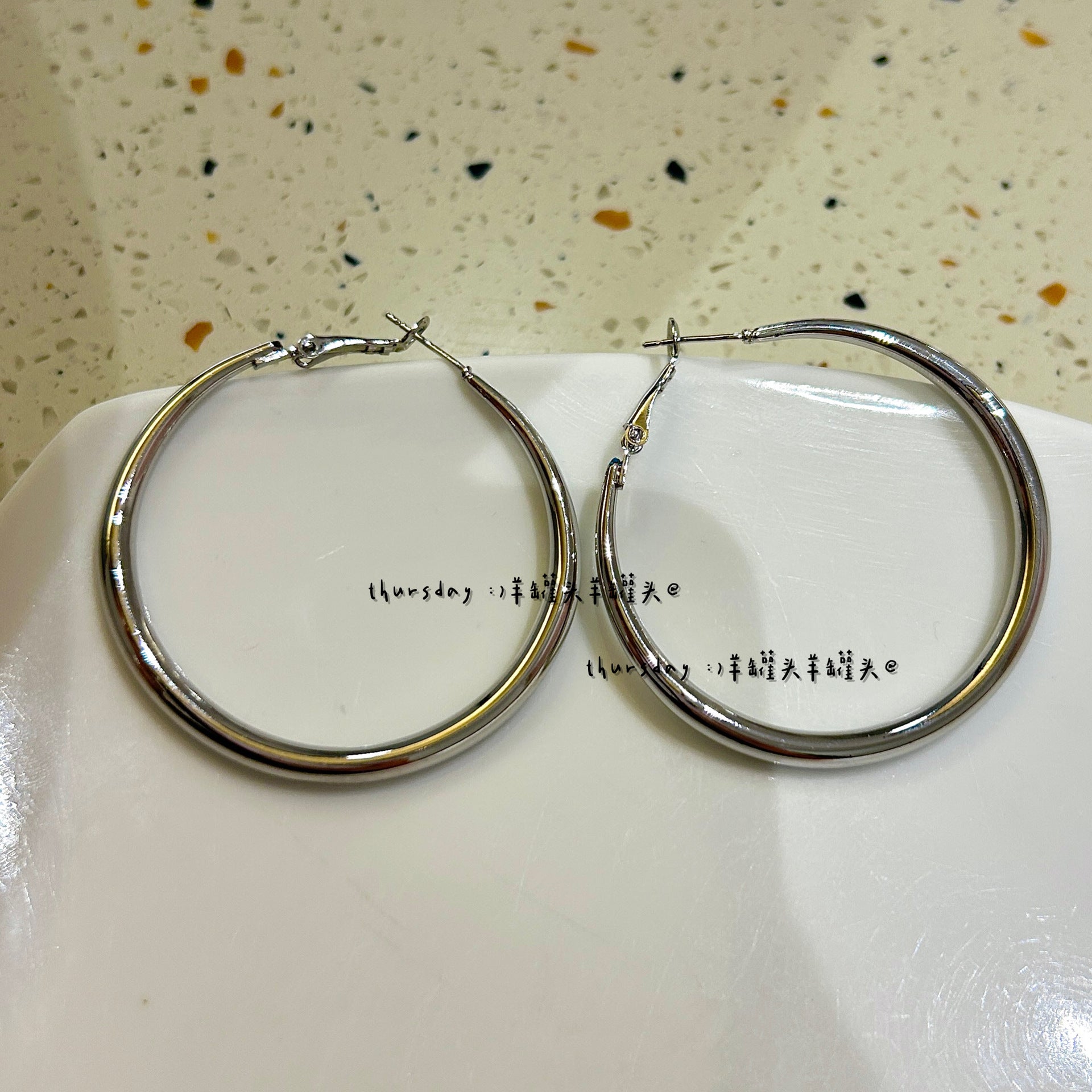 Wholesale Exaggerated glossy metal circle earrings
