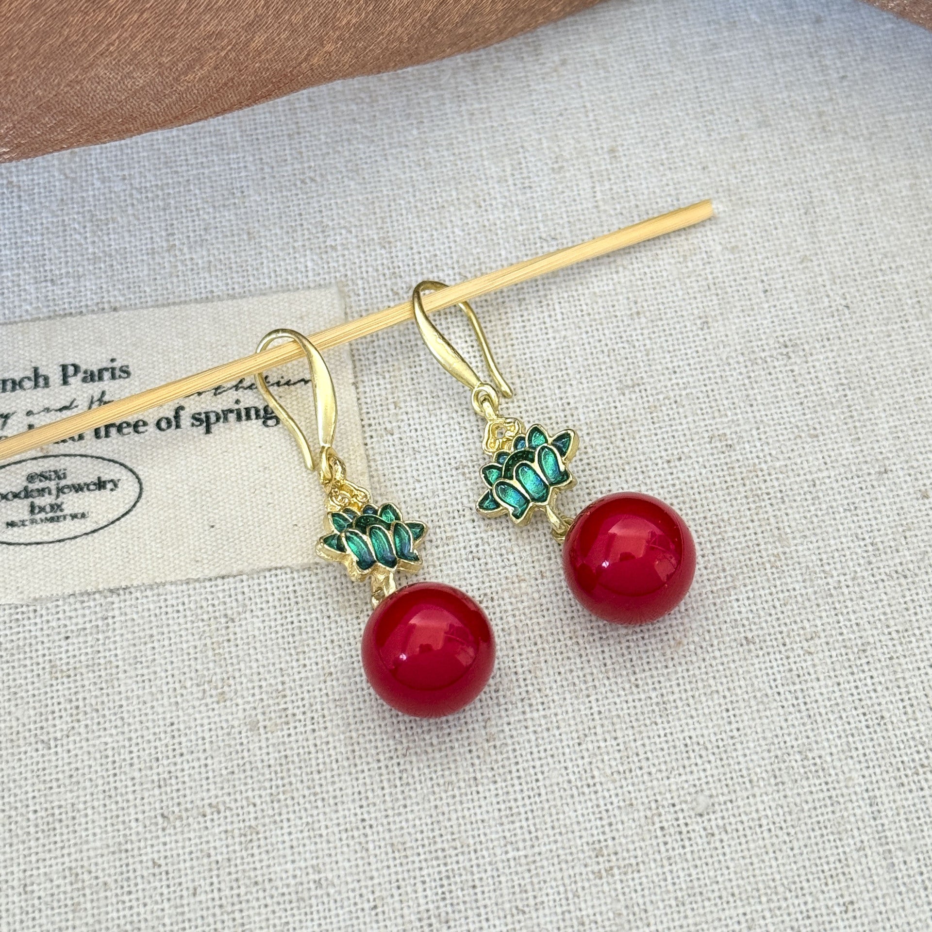Wholesale New Chinese Style Red Heart Earrings Vintage Elegant Qipao Match Zinc Alloy Fashion Accessory