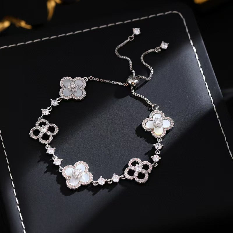 Wholesale Bracelet with Shiny Natural Lucky Four-Leaf Clover Luxury Jewelry