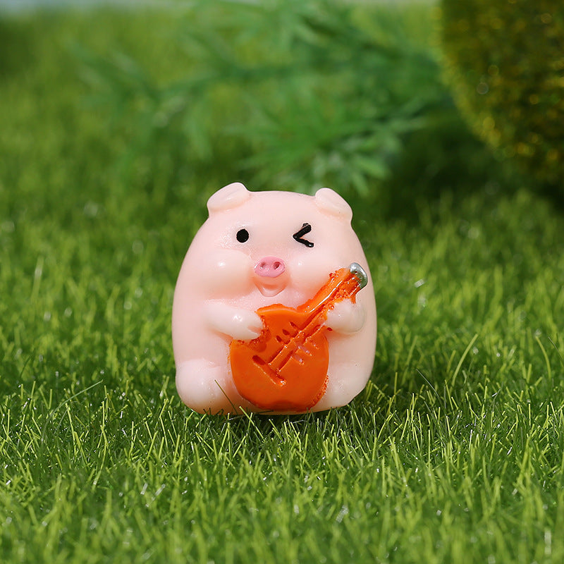 Wholesale of Cute Musical Instruments and Pig Resin Ornaments