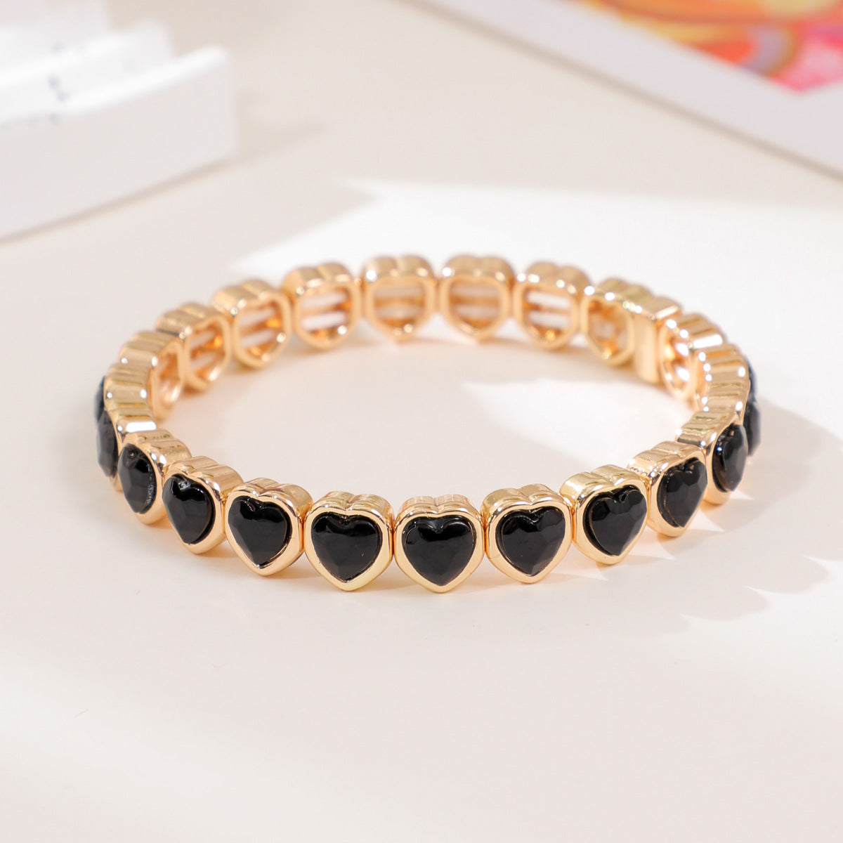Wholesale Europe and the United States cross-border love glass diamond bracelet color heart bracelet ladies elastic bracelet fashion jewelry