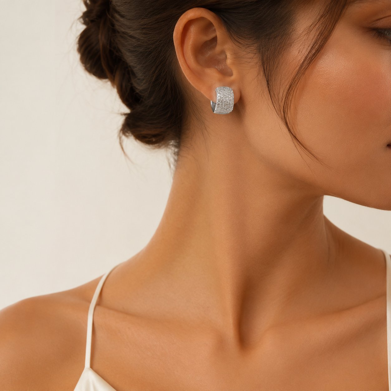 Wholesale Trendy U Shaped Zircon Earrings Alloy Silver White Women S Boutique Resale