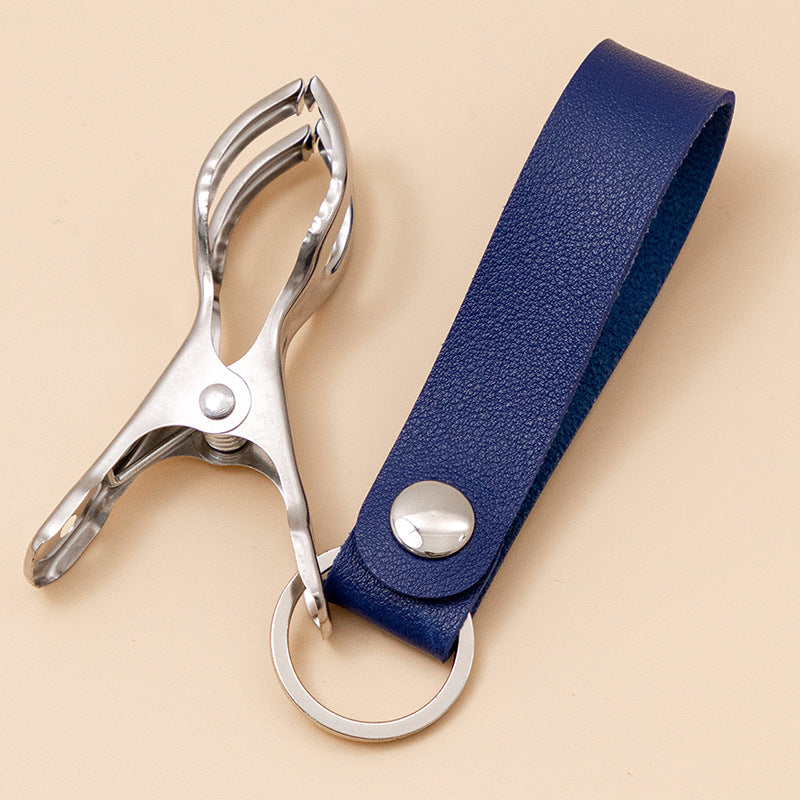 Wholesale Stainless Steel Clip Buckle Retro Leather Car Keychain