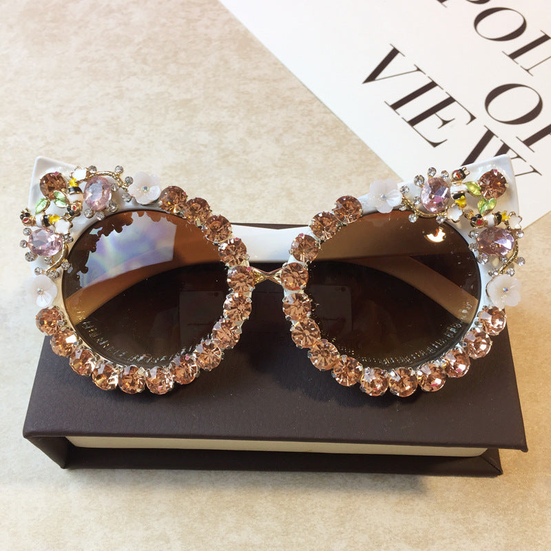 Wholesale Flower Metal Diamond Exaggerated Cat Eye Sunglasses