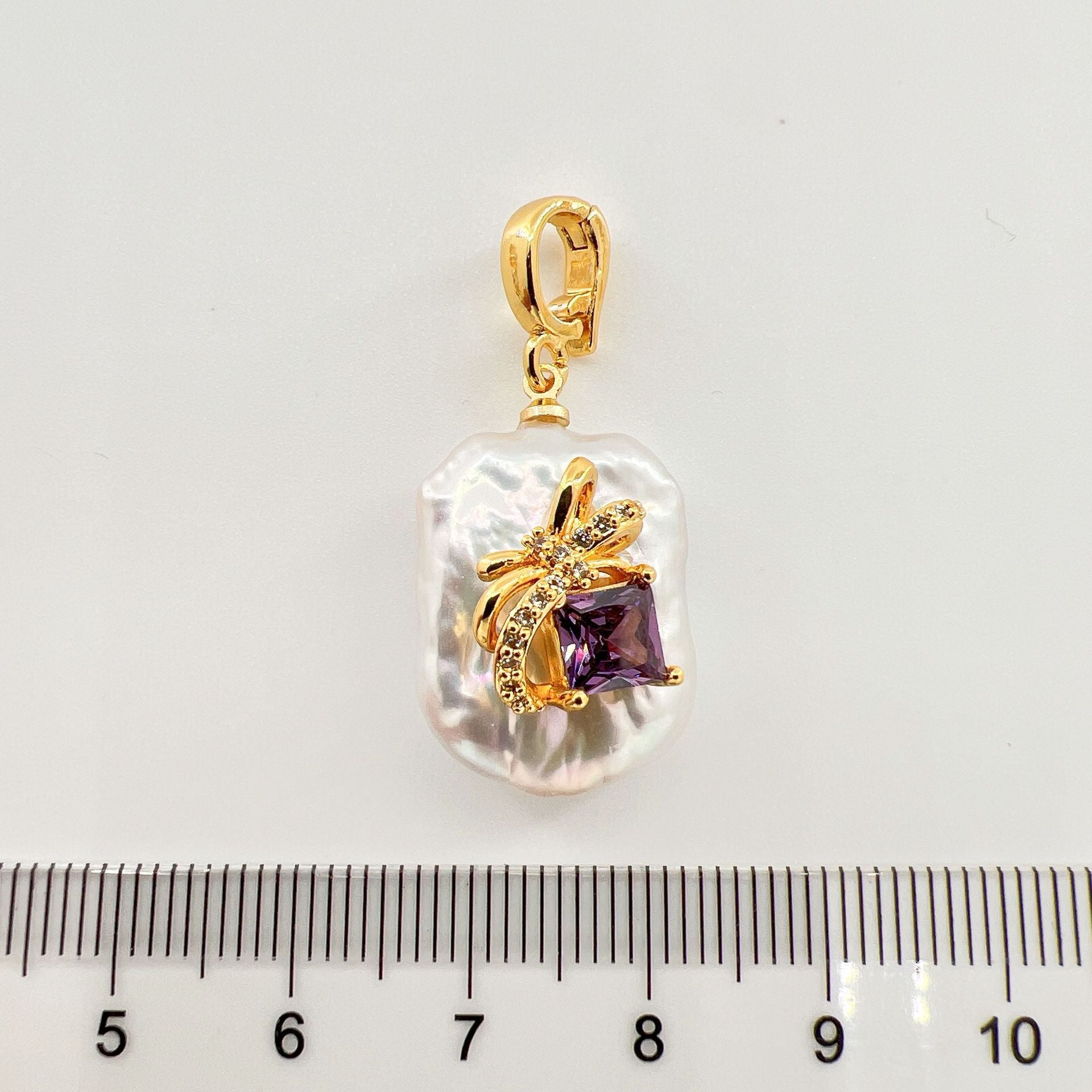 Wholesale Copper gold plated inlaid pearl shell cross butterfly heart pendant