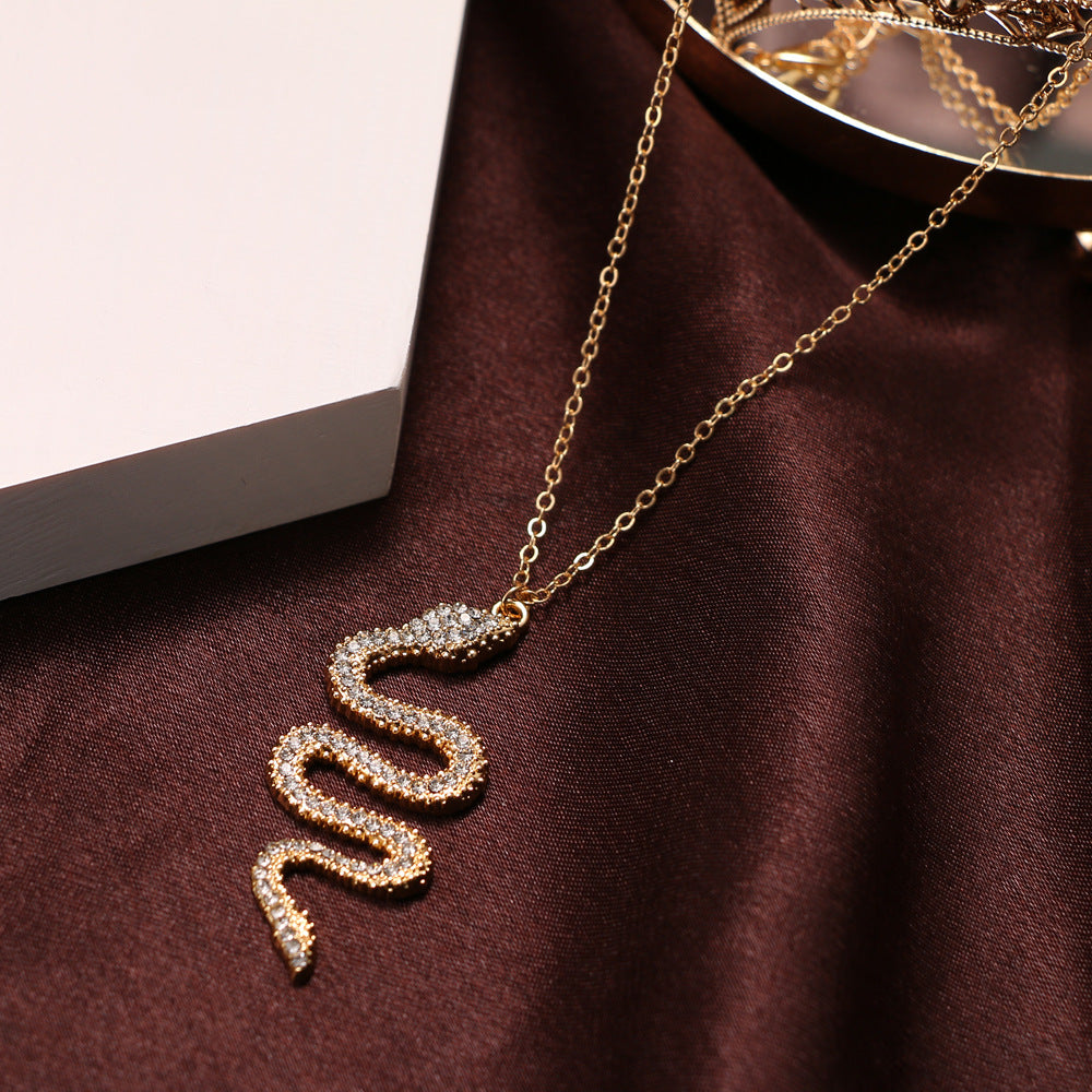 Wholesale Rhinestone Snake Pendant Alloy Necklaces