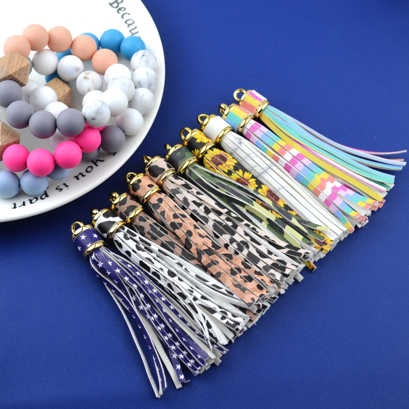 Wholesale Leopard Print PU Leather Tassel Printed Pendant Keychain Accessories