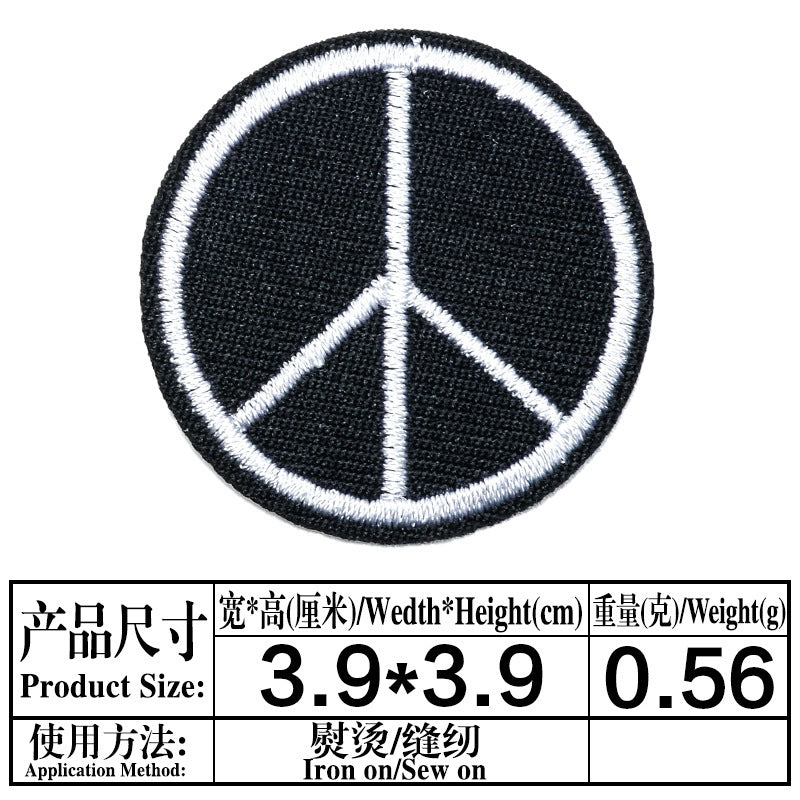 Wholesale Cartoon Bear Embroidered Cloth Patches Iron On Sewing Applique Decorative Clothing Accessory