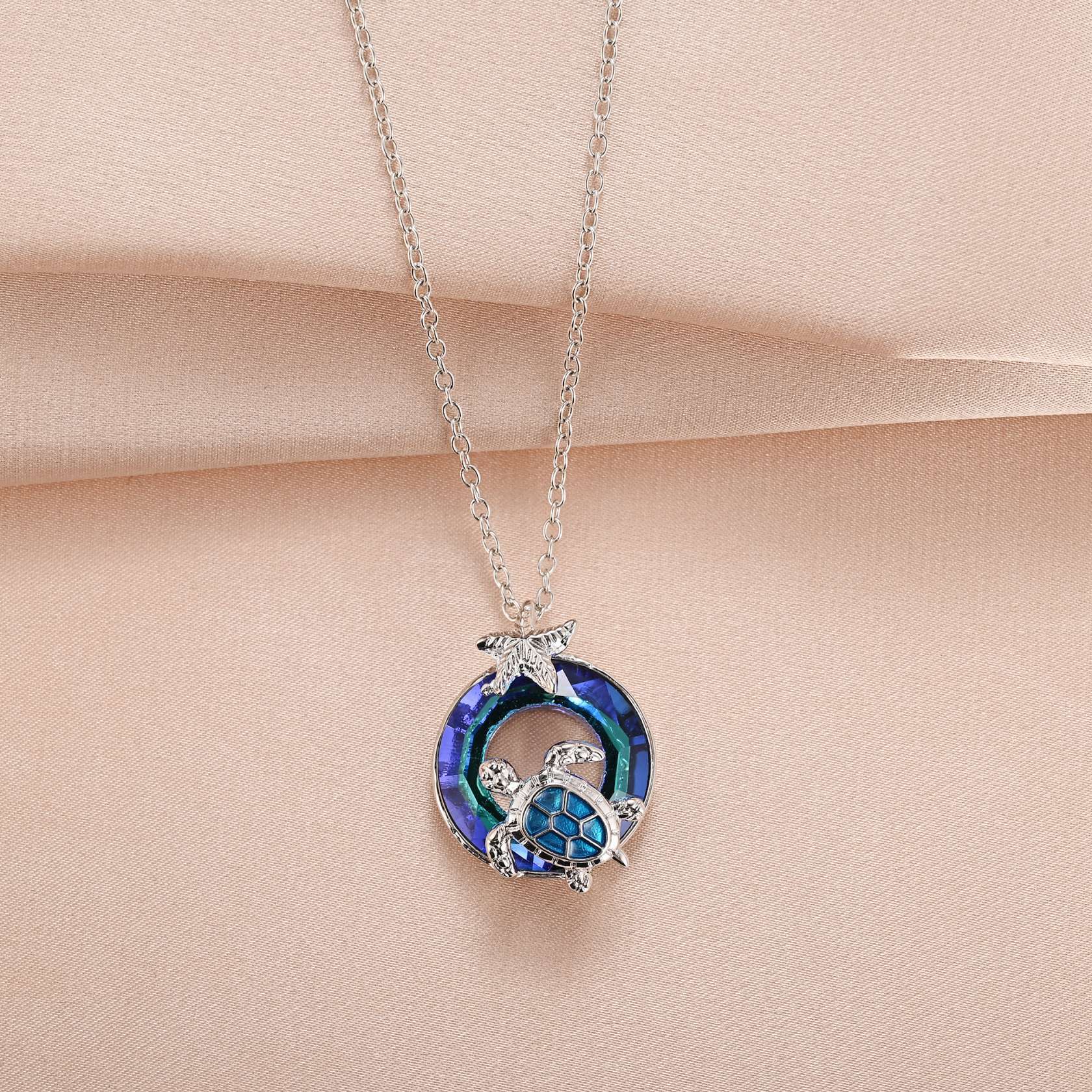 Wholesale  pendant round turtle starfish glass crystal necklace turtle clavicle chain