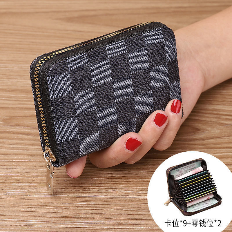 Wholesale Anti Corruption Magnetic Card Bag Multi functional Grid Zero Wallet