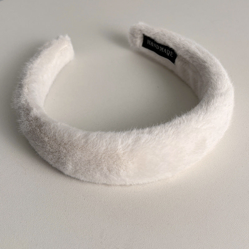 Wholesale Autumn and Winter Plush Wide Edge Headband