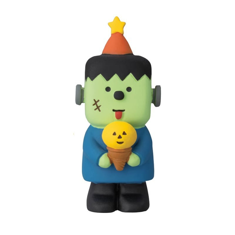 Wholesale  Themed Clown Cat Pumpkin Miniature Resin Scene Ornament For Home Decor Gift