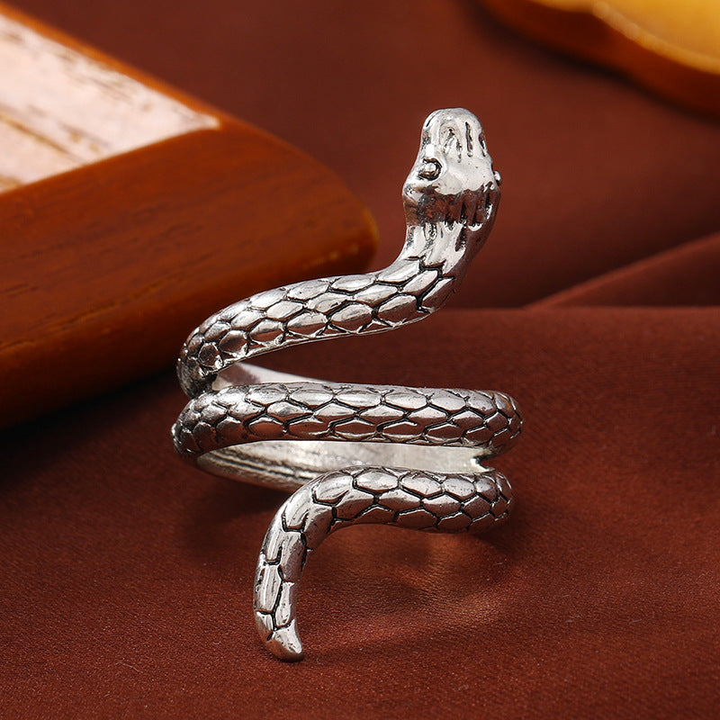 Wholesale Vintage Snake Bone Exaggerated Ring