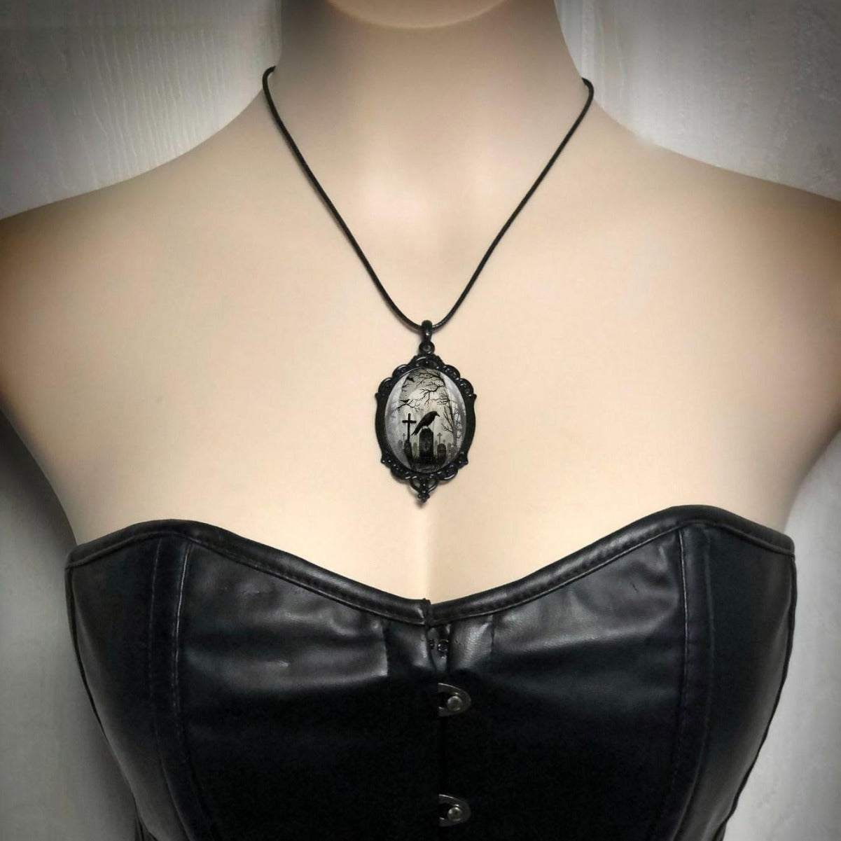 Wholesale Black Art Gothic Victoria Jewelry Necklace Cross Style